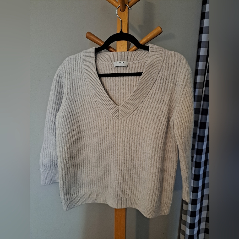 Aritzia Babaton Roger Sweater 100% Merino Wool